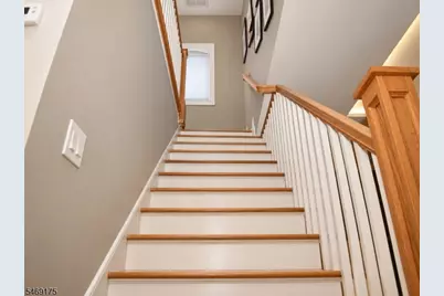 1048 Kensington Ter, Union Township, NJ 07083 - Photo 5