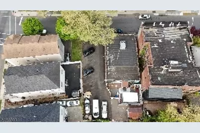 184 N Park St, East Orange, NJ 07017 - Photo 3