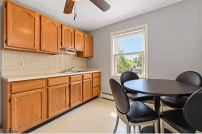 423 Spruce, Linden, NJ 07036 - Photo 11