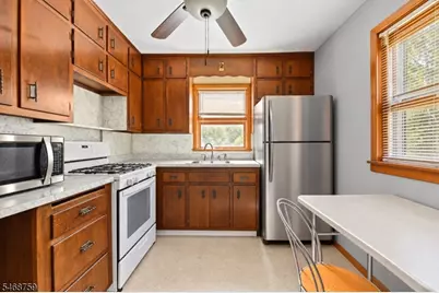 423 Spruce, Linden, NJ 07036 - Photo 5