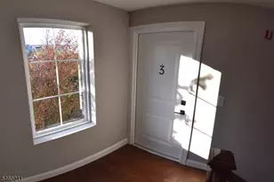 636 S 10th St, Newark, NJ 07108 - Photo 23