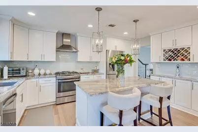 2465 Brentwood Rd, Union Township, NJ 07083 - Photo 5