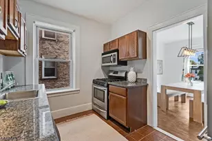 14 Forest St, Montclair Twp., NJ 07042 - Photo 9