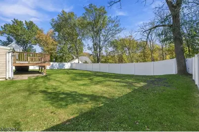 33 Kahl Rd, East Hanover Township, NJ 07936 - Photo 37
