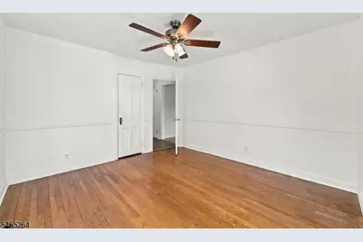 33 Kahl Rd, East Hanover Township, NJ 07936 - Photo 19