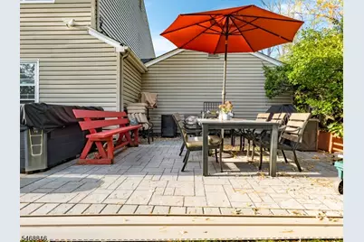 7 Fernwood Pl, Parsippany, NJ 07054 - Photo 17