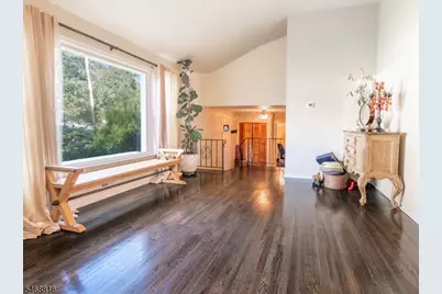 7 Fernwood Pl, Parsippany, NJ 07054 - Photo 9