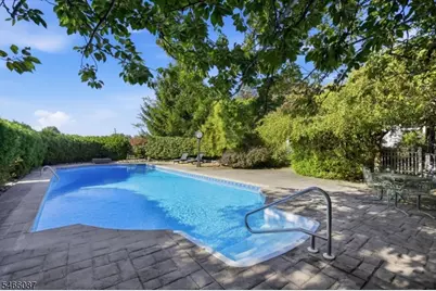 7 Ranney Rd, Washington Township, NJ 07853 - Photo 7
