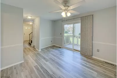 16 Cedar Ct, Raritan Township, NJ 08822 - Photo 7