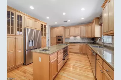 16 Forest Ridge Ter, Jefferson Township, NJ 07438 - Photo 9