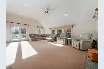 16 Forest Ridge Ter, Jefferson Township, NJ 07438 - Photo 17