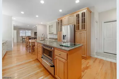 16 Forest Ridge Ter, Jefferson Township, NJ 07438 - Photo 11