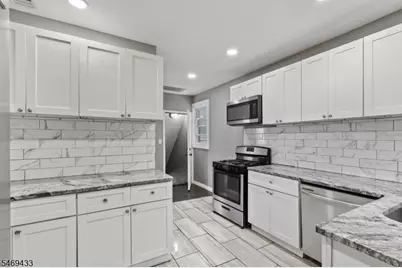 71-73 Schley St, Newark, NJ 07112 - Photo 21