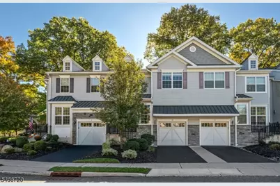 16 Pineview Dr #202, Waldwick, NJ 07463 - Photo 1