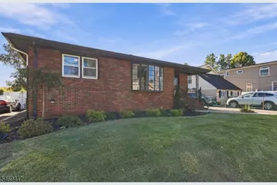 152 Remsen Ave, Woodbridge Township, NJ 07001 - Photo 3