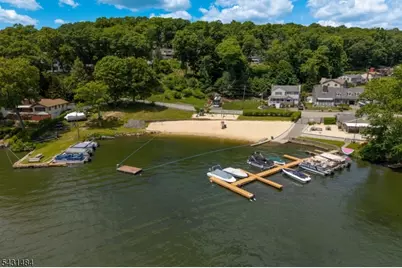 3 Nice Pl, Hopatcong, NJ 07843 - Photo 11