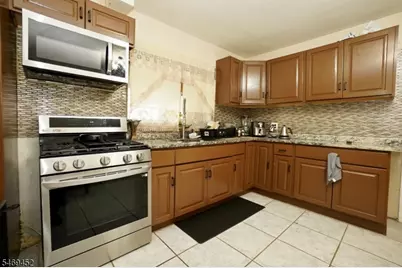 752 Highland Ave, Newark, NJ 07104 - Photo 9