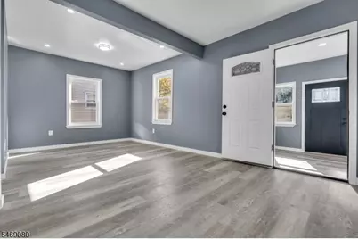 508 W 3rd Ave, Roselle, NJ 07203 - Photo 13