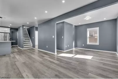 508 W 3rd Ave, Roselle, NJ 07203 - Photo 11