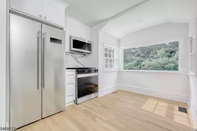 924 Franklin Ave, Franklin Lakes, NJ 07417 - Photo 7