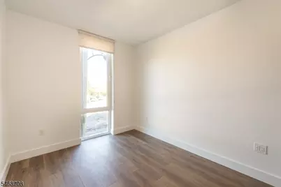 21 Lincoln Park #100, Newark, NJ 07102 - Photo 9
