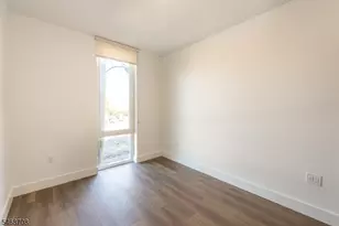 21 Lincoln Park, Newark, NJ 07102 - Photo 9