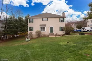 109 Tallwood Ln, Green Brook Township, NJ 08812 - Photo 1