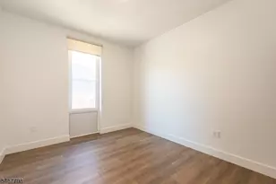 21 Lincoln Park, Newark, NJ 07102 - Photo 15