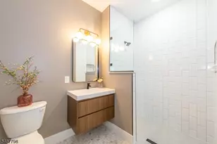 21 Lincoln Park, Newark, NJ 07102 - Photo 17