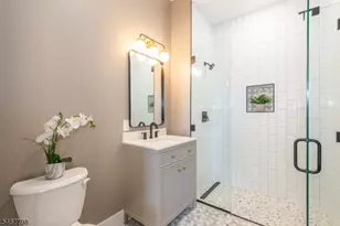 21 Lincoln Park, Newark, NJ 07102 - Photo 13