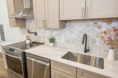 21 Lincoln Park #203, Newark, NJ 07102 - Photo 7