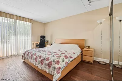 1077 River Rd #205, Edgewater, NJ 07020 - Photo 11