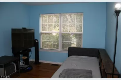 38 Parkside Ct, Wayne, NJ 07470 - Photo 15