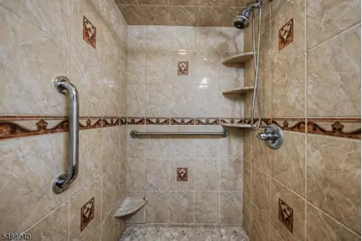 136 Headley Ter, Union Township, NJ 07083 - Photo 37