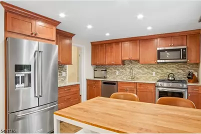 59 Trocha Ave, Livingston, NJ 07039 - Photo 9
