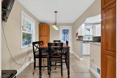 214 Floral St, Roselle, NJ 07203 - Photo 11
