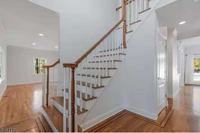16 Lacey Ave, Long Hill Township, NJ 07933 - Photo 3