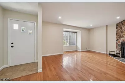 8H Brookside Hts, Wanaque, NJ 07465 - Photo 3