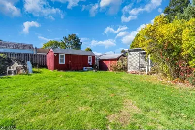 217 Park Ave, Lopatcong Township, NJ 08865 - Photo 21
