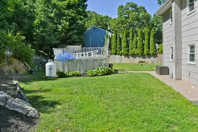 121 Leland Trl, Hopatcong, NJ 07843 - Photo 39