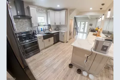 729 Union Ave, Kenilworth, NJ 07033 - Photo 11