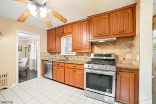 188 N Livingston Ave, Livingston Twp., NJ 07039 - Photo 9