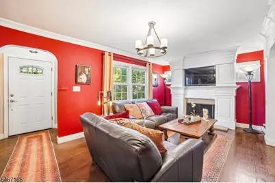 188 N Livingston Ave, Livingston Twp., NJ 07039 - Photo 3