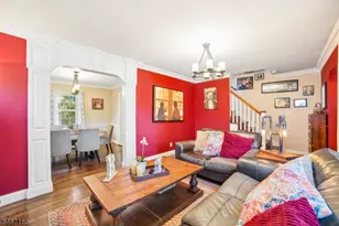 188 N Livingston Ave, Livingston Twp., NJ 07039 - Photo 5