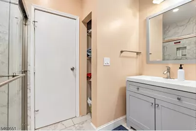 76 W Grove Ter, Irvington, NJ 07111 - Photo 7