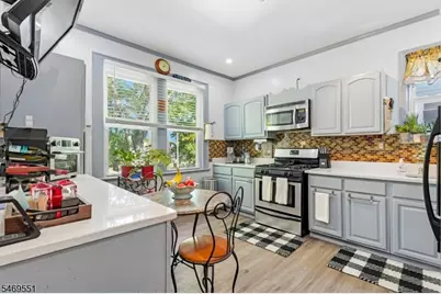 76 W Grove Ter, Irvington, NJ 07111 - Photo 13