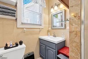 76 W Grove Terrace, Irvington, NJ 07111 - Photo 15