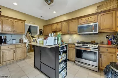 510 Alps Rd, Wayne, NJ 07470 - Photo 15