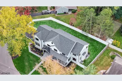 1808 Chapel Rd, Scotch Plains Township, NJ 07076 - Photo 5