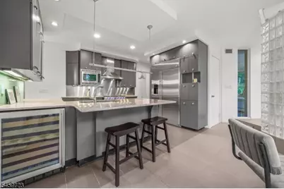 303 Upper Mountain Ave, Montclair, NJ 07043 - Photo 11